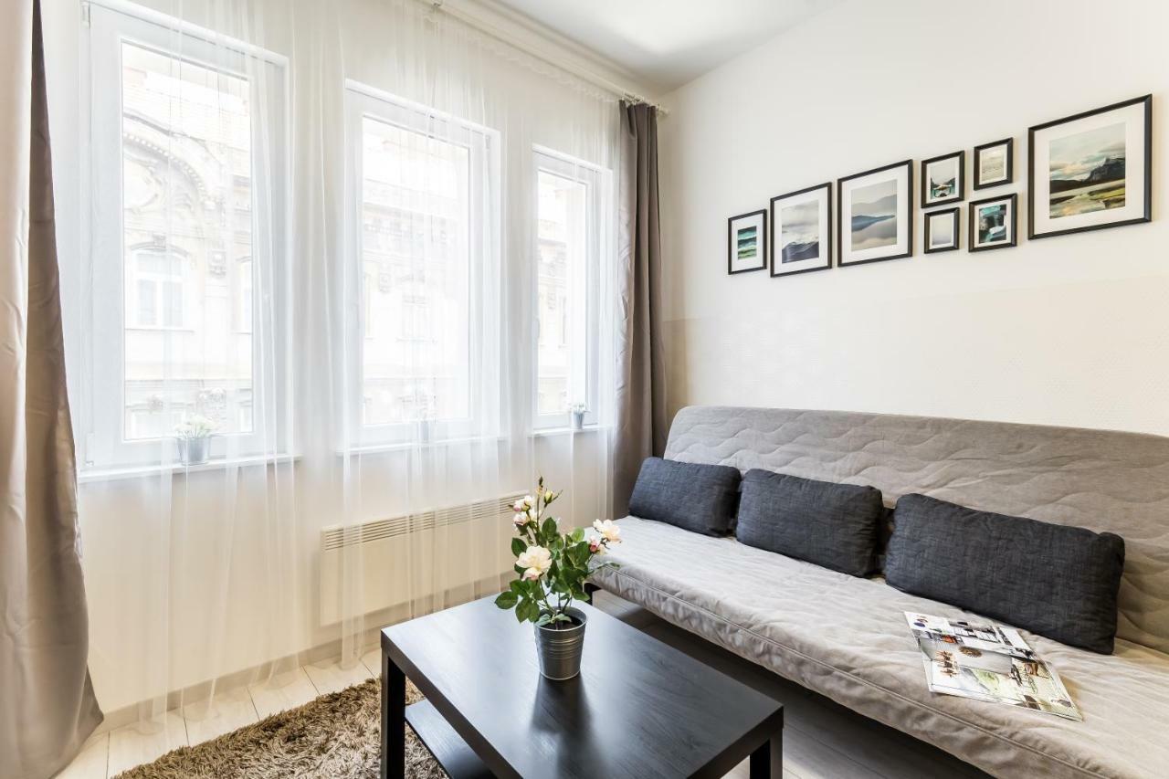 Fleur Creme Apartment Budapest Eksteriør bilde